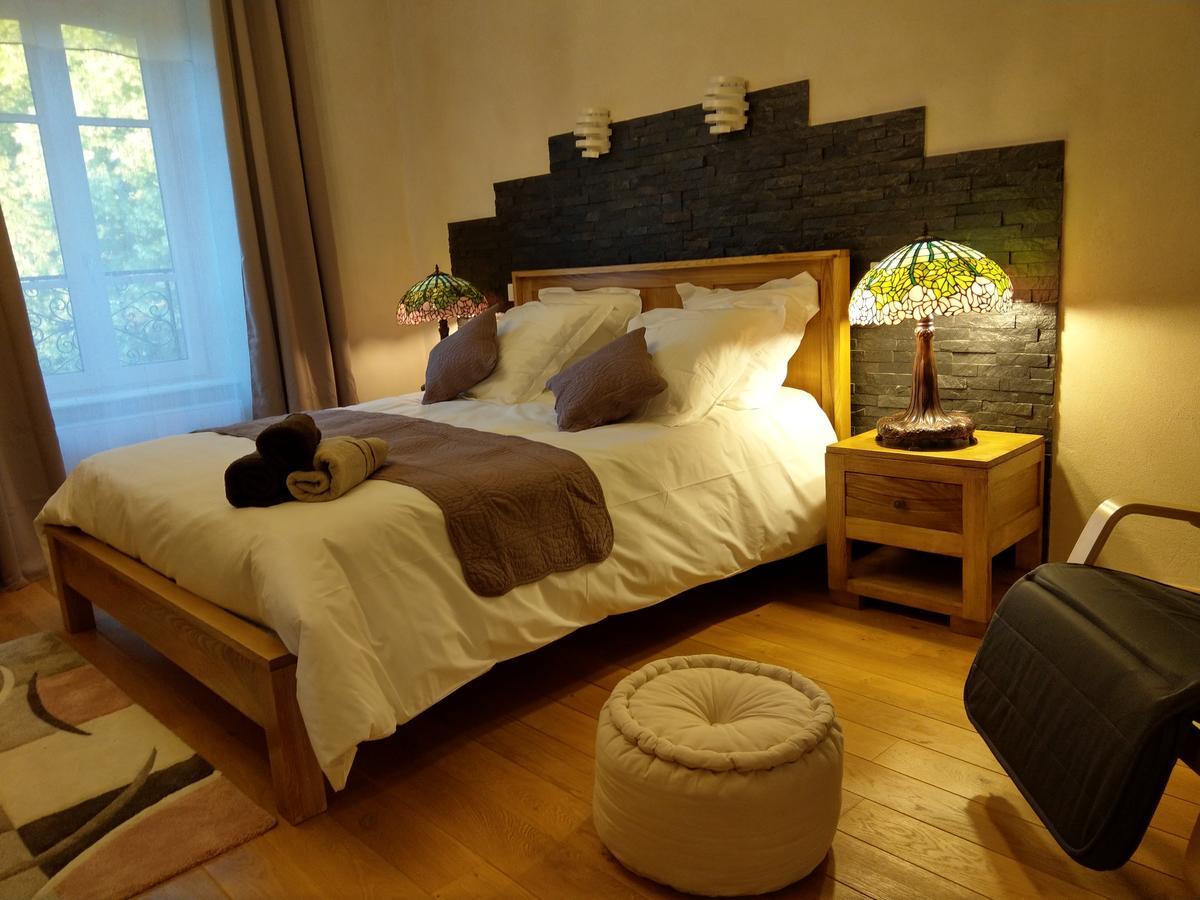 Les Chambres D'Hotes De La Frissonnette Auzelles Exterior foto