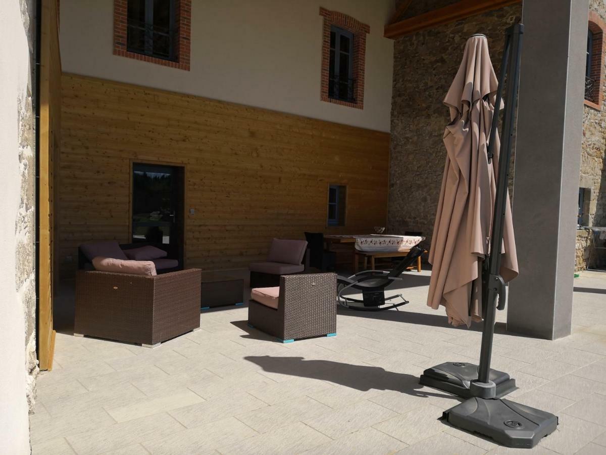 Les Chambres D'Hotes De La Frissonnette Auzelles Exterior foto